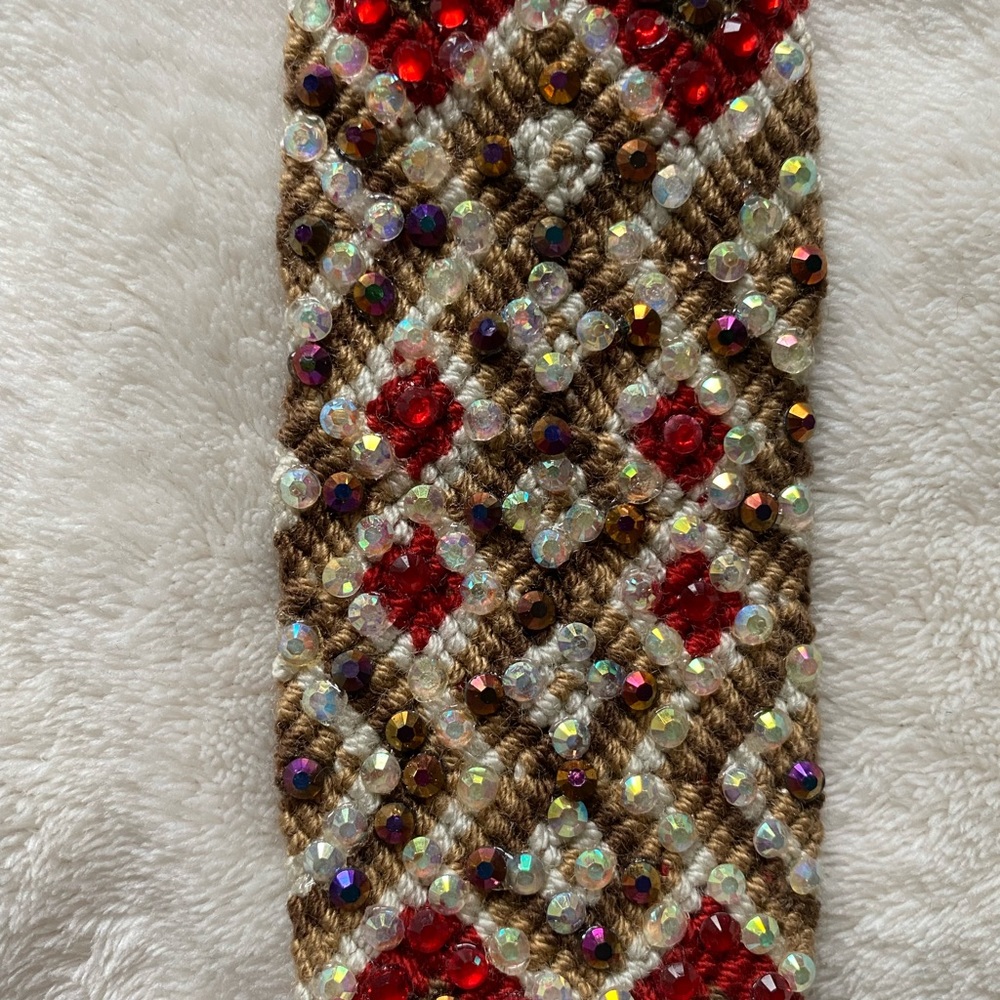 Handmade single thread bracelet with crystals - Picture 3 of 4